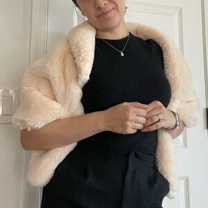 Caracilia Faux Fur Cream Wrap Shawl Jacket Small